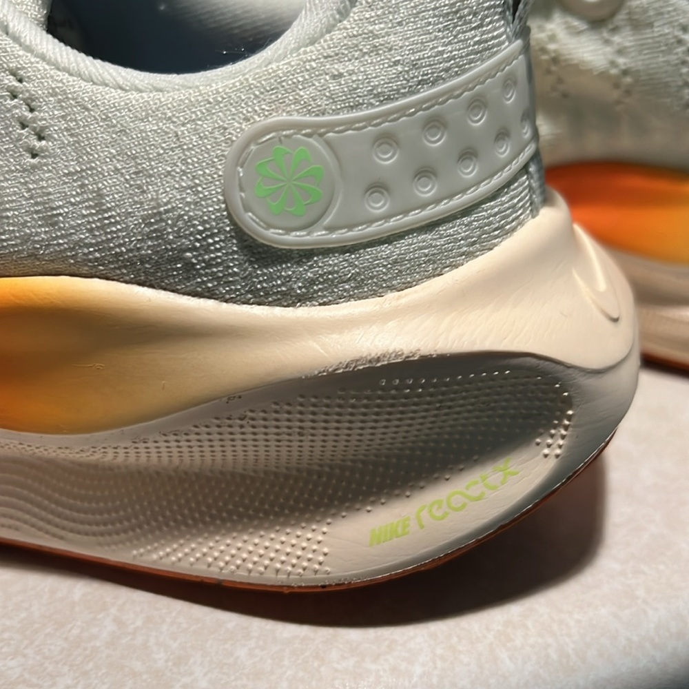 Nike Infinity Rn Size 7 - image 7